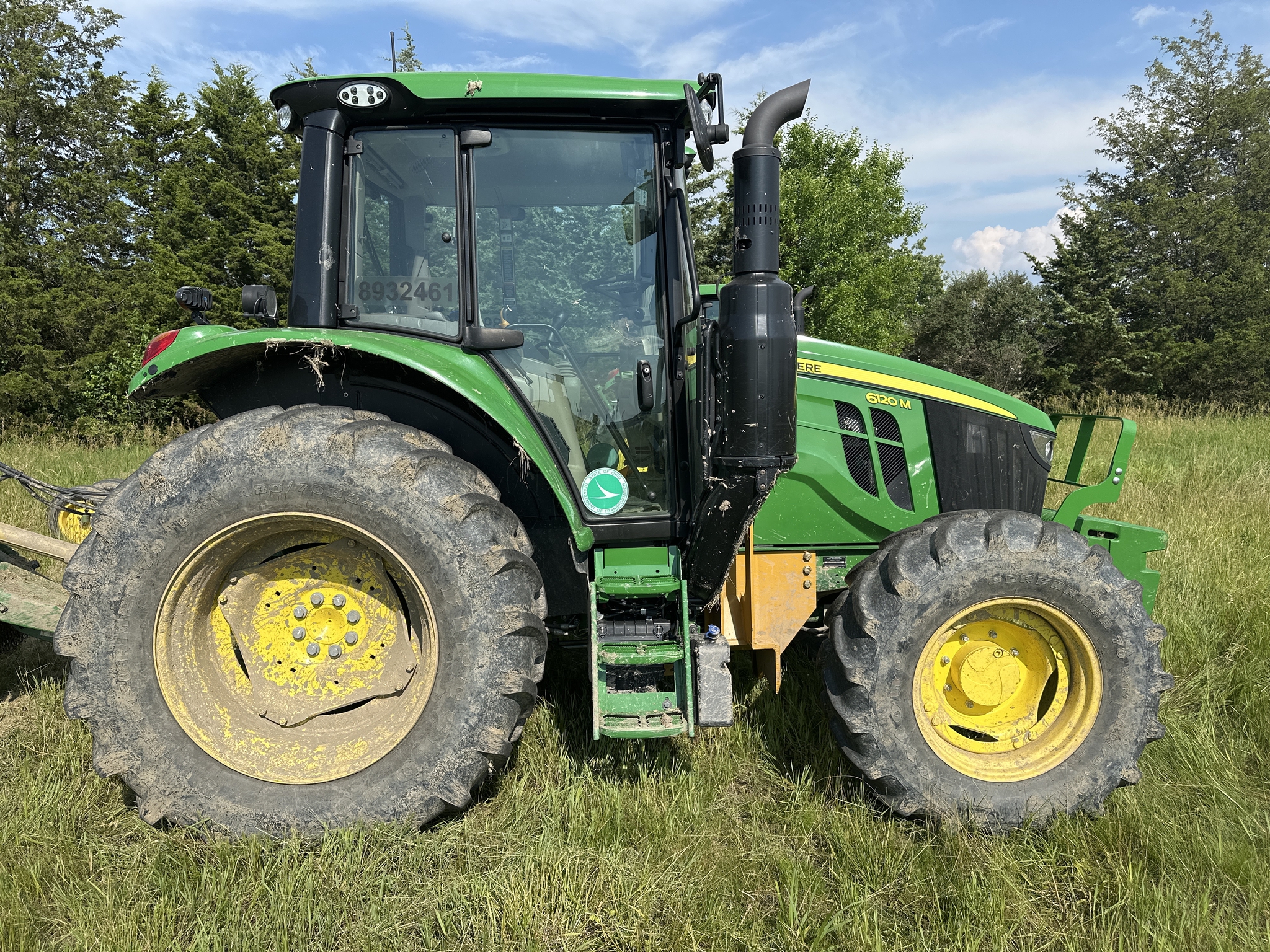2023 John Deere 6120M Image 6