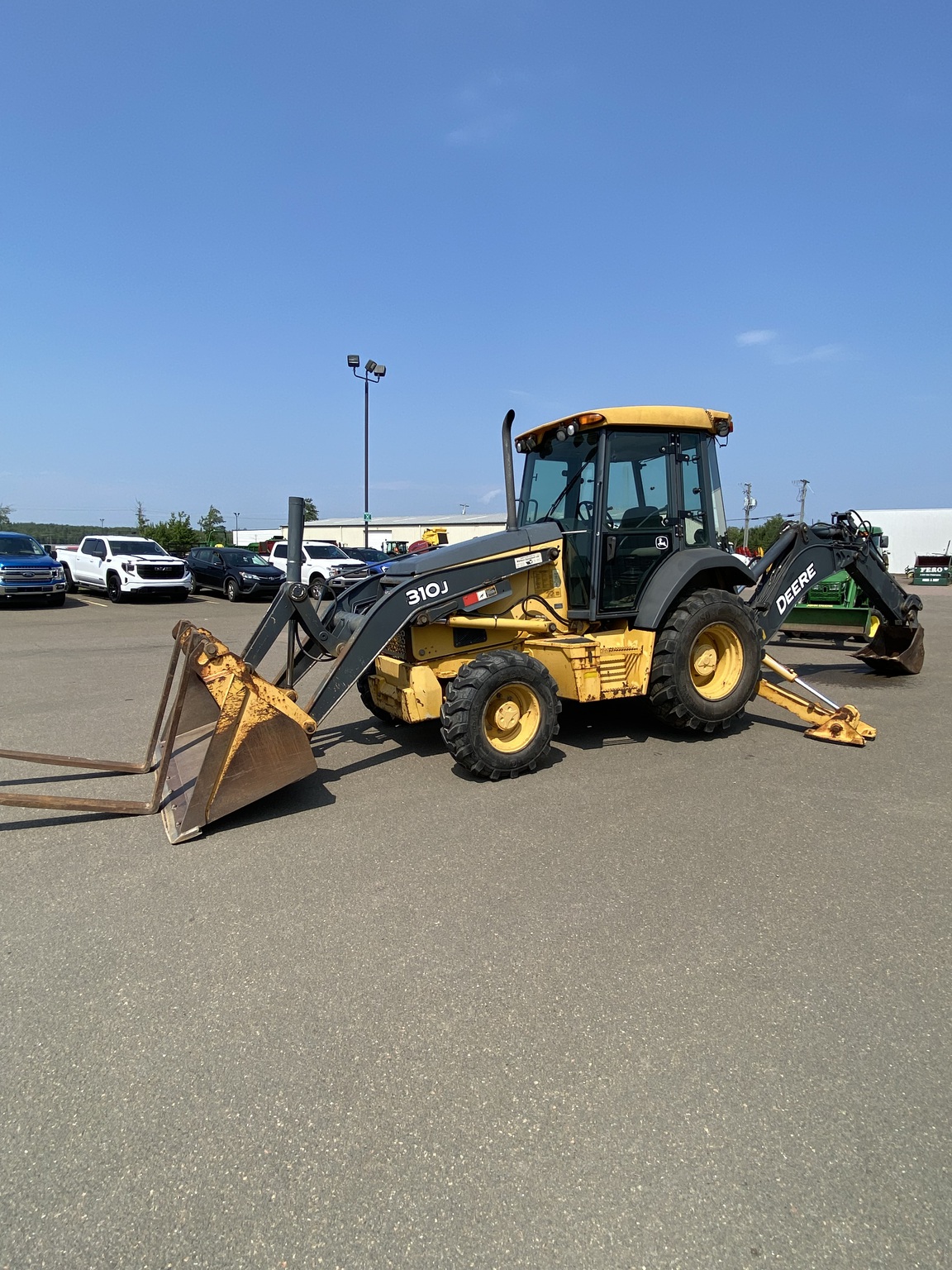 2009 John Deere 310J Image 8