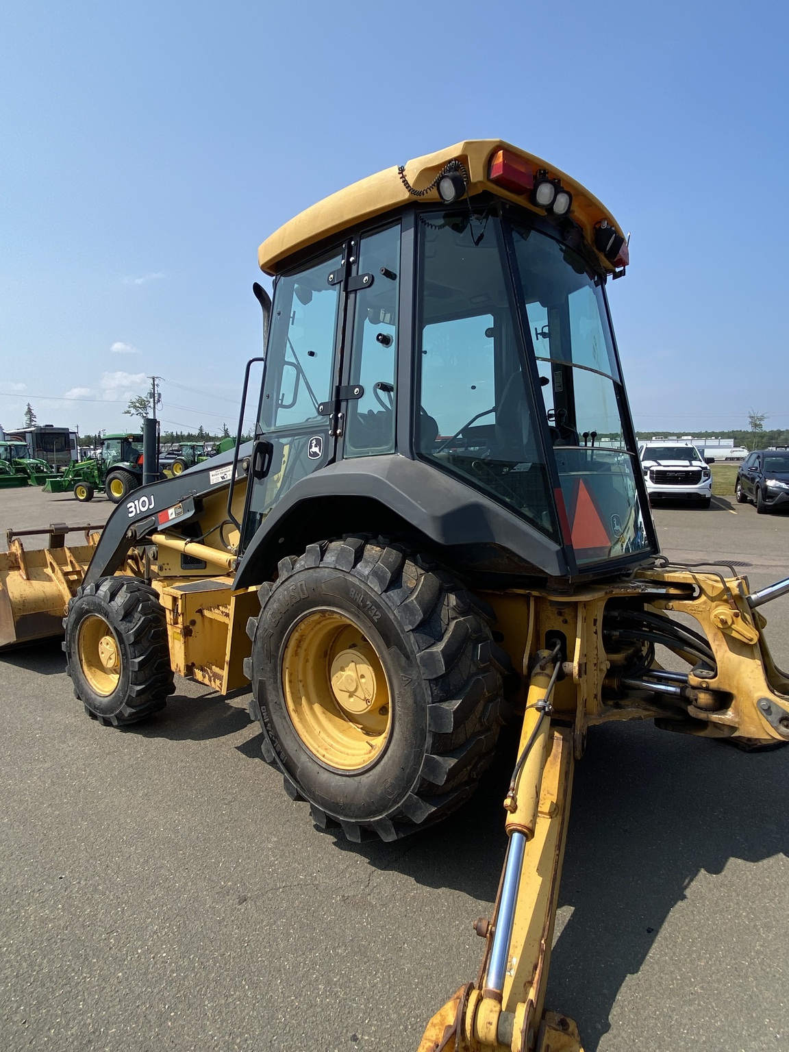 2009 John Deere 310J Image 2