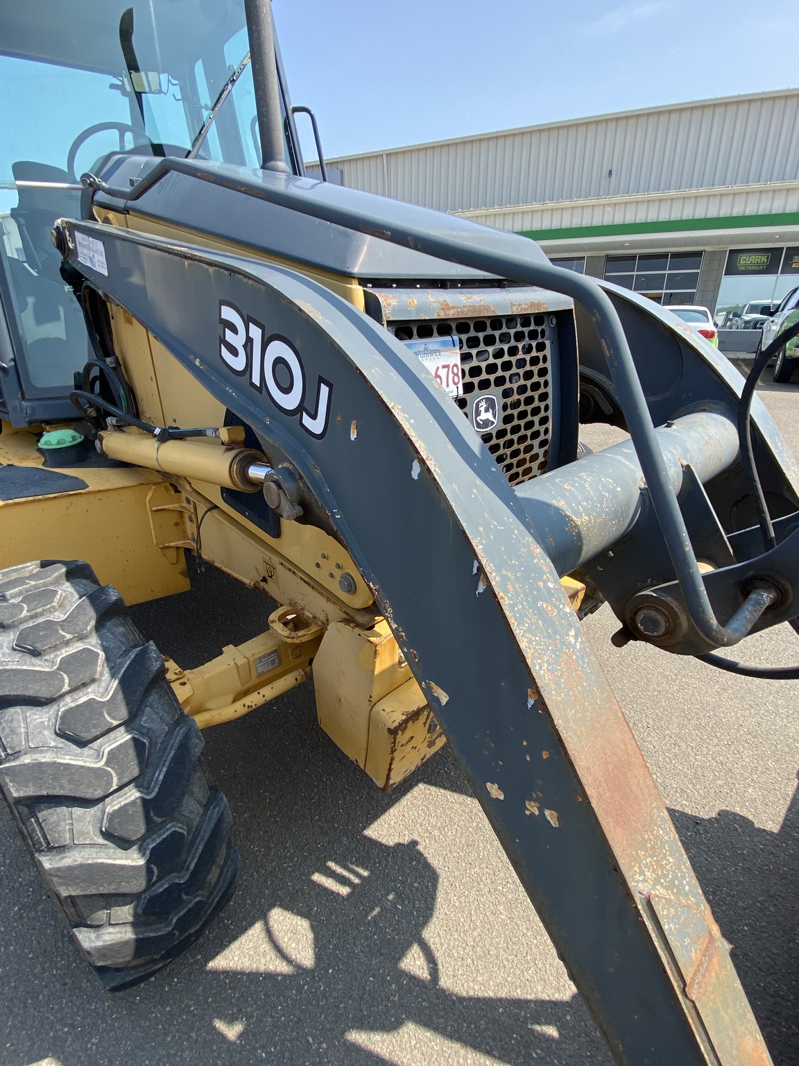 2009 John Deere 310J Image 17