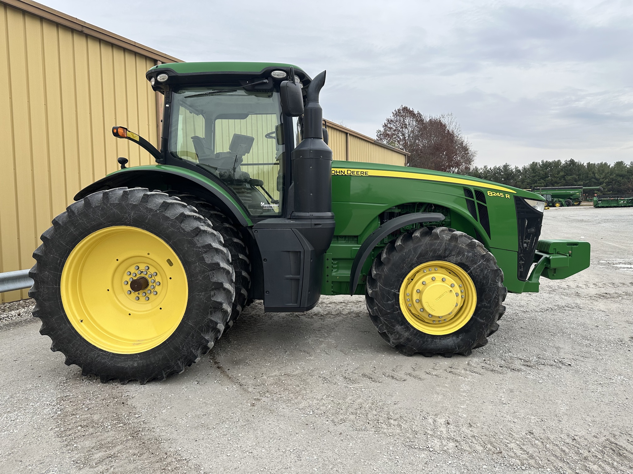 2014 John Deere 8245R Image 2