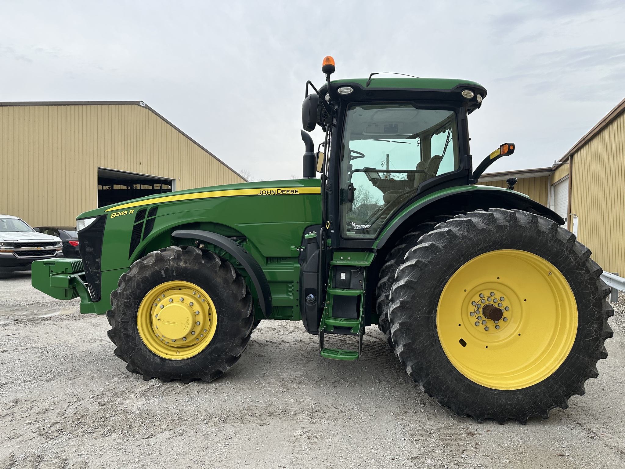 2014 John Deere 8245R Image 6