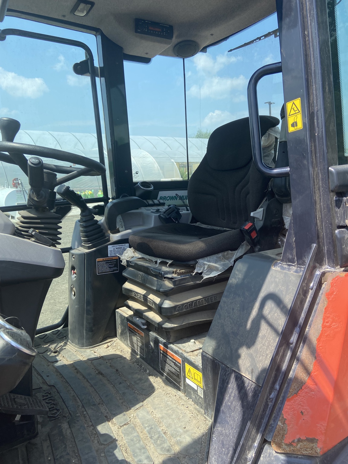 2022 Kubota R640 Image 14