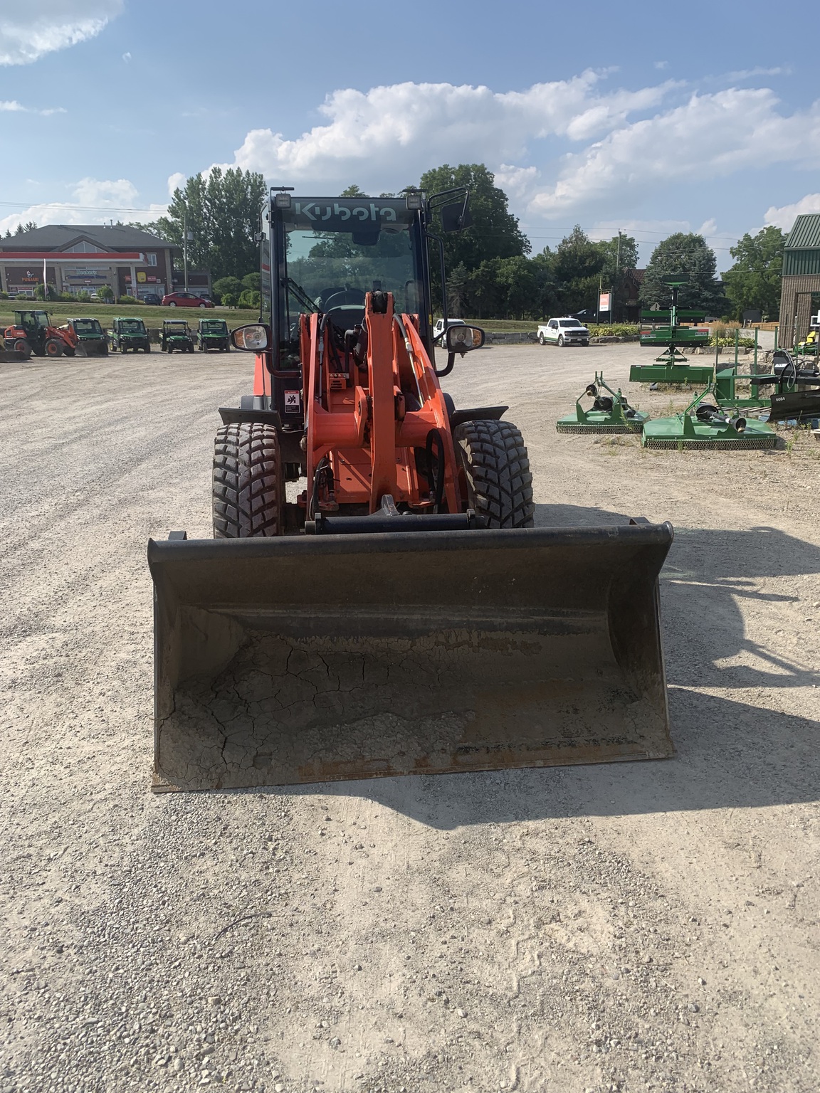 2022 Kubota R640 Image 5