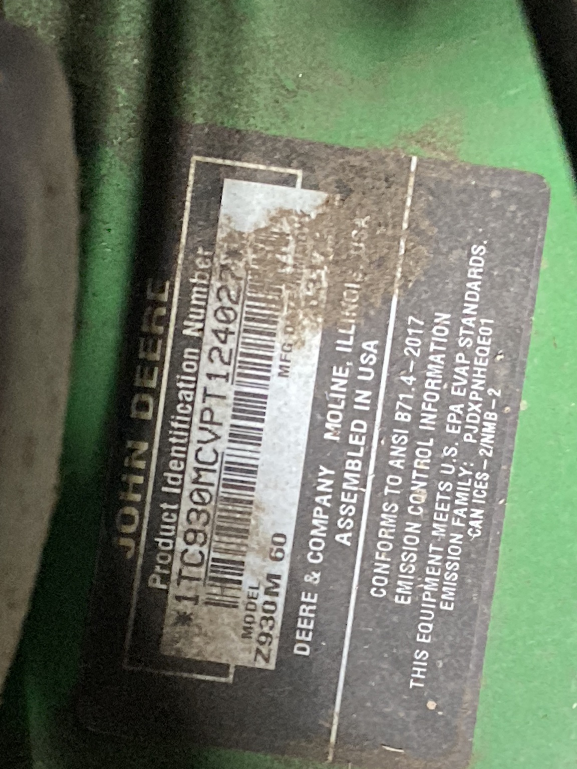 2023 John Deere Z930M Image 2