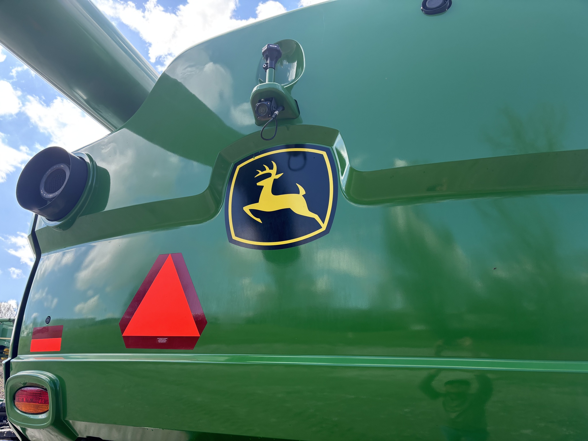  2023 John Deere S770 at Heritage Tractor in Atchison, KS