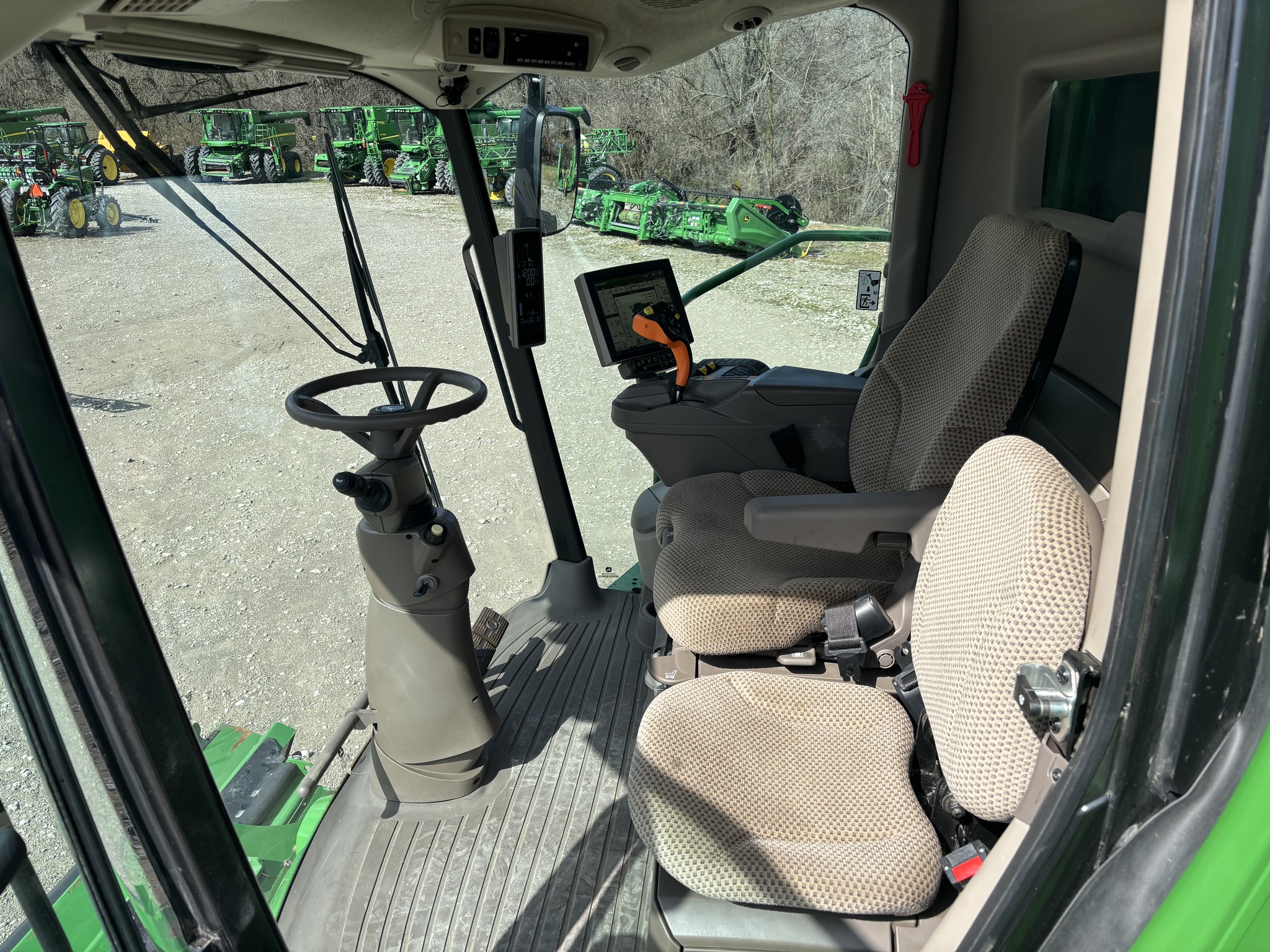  2023 John Deere S770 at Heritage Tractor in Atchison, KS