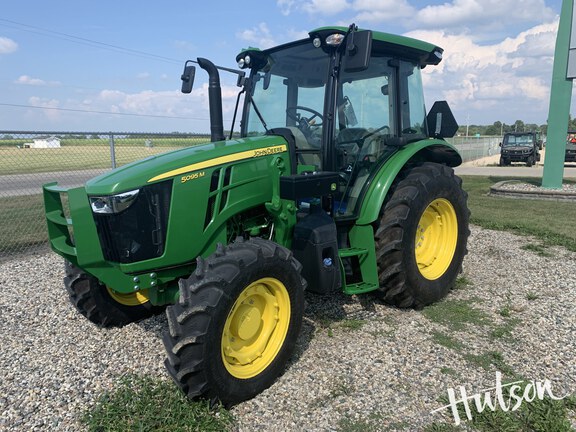 Photo of 2024 John Deere 5095M