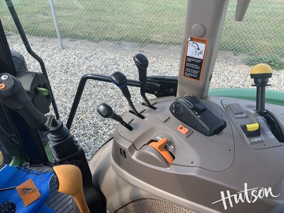 Photo of 2024 John Deere 5095M