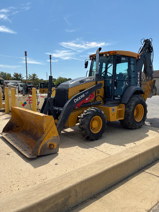 Photo of 2023 John Deere 410 P