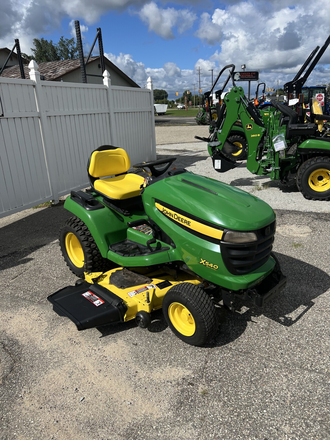 2008 John Deere X540 Image 2