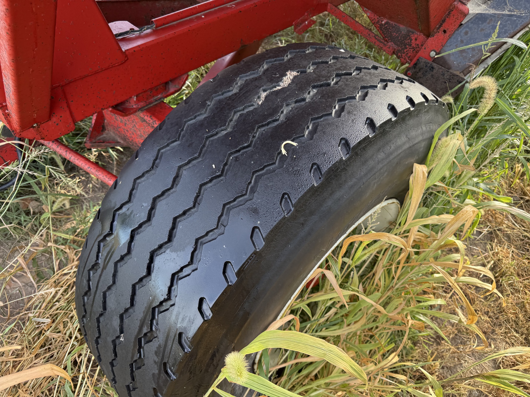  1996 Brent 640 at Heritage Tractor in Roanoke, IL