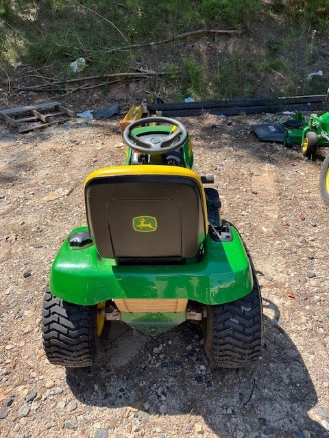 2005 John Deere LT180 Image 4
