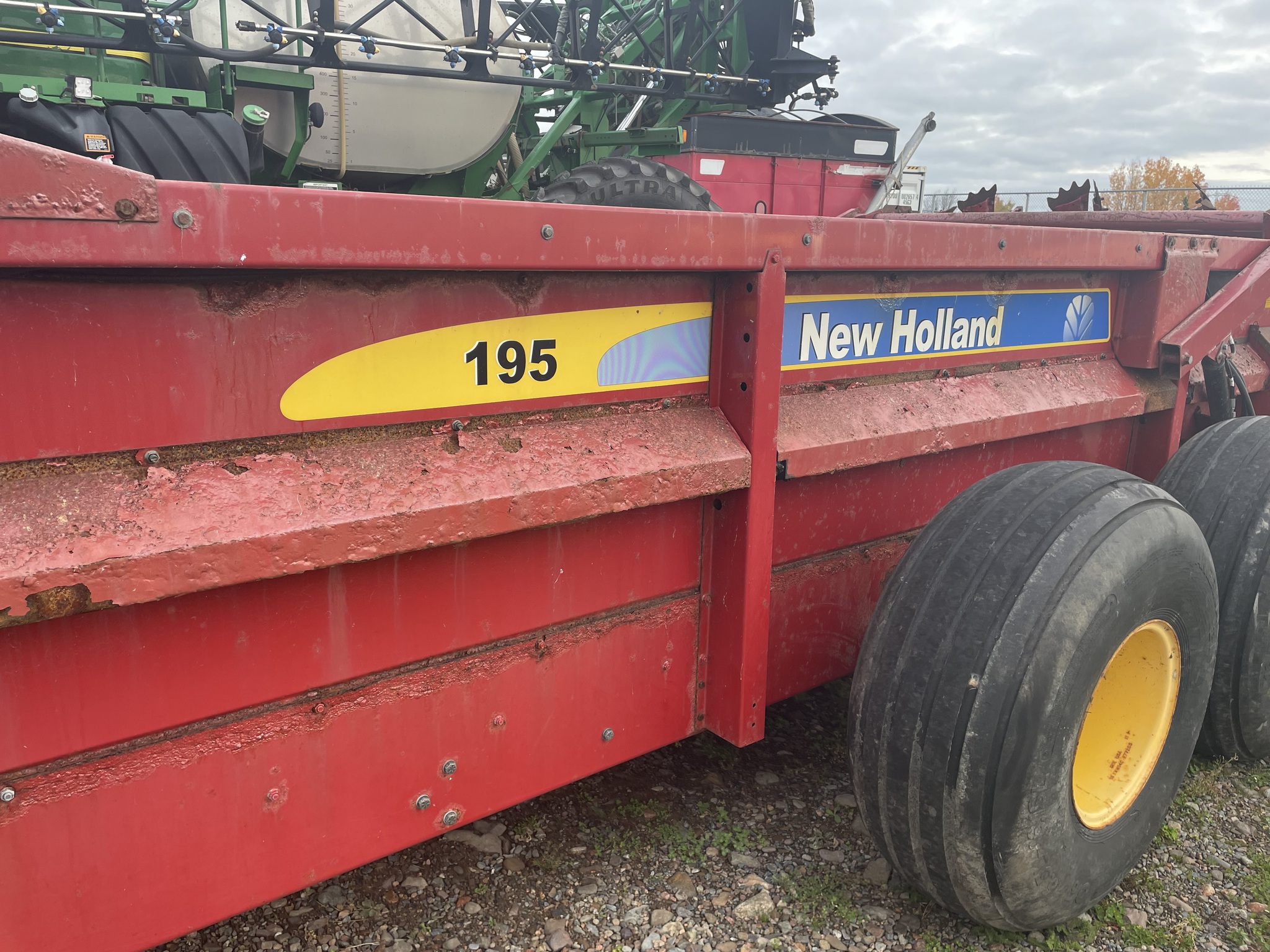 2016 New Holland 195 Image 10