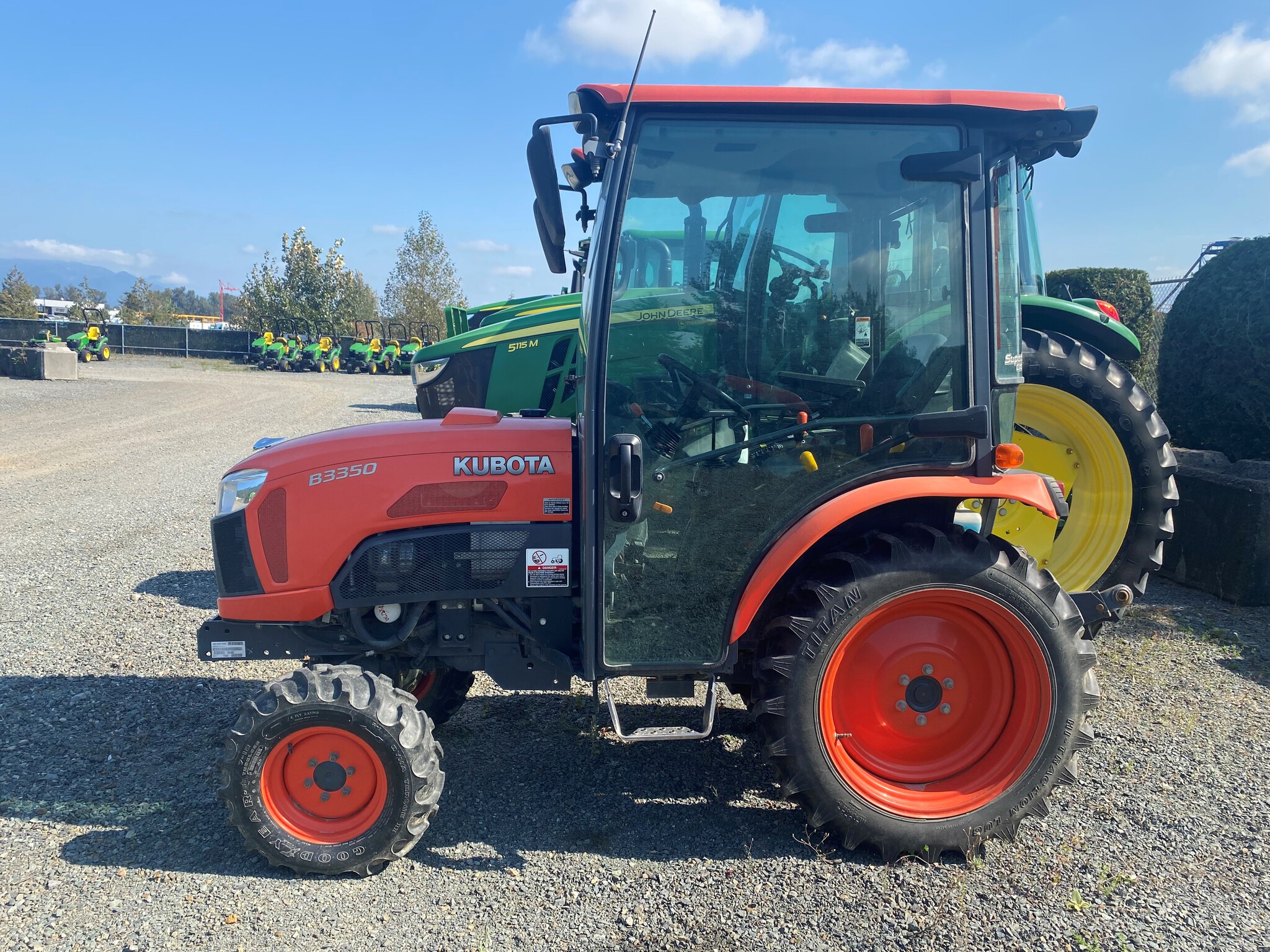 2015 Kubota B3350 Image 1