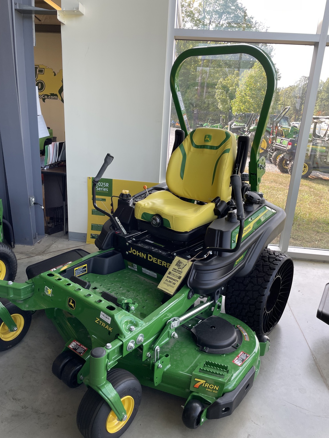 2025 John Deere Z970R Image 1