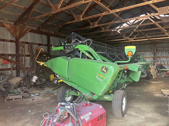 Photo of 2014 John Deere 635FD