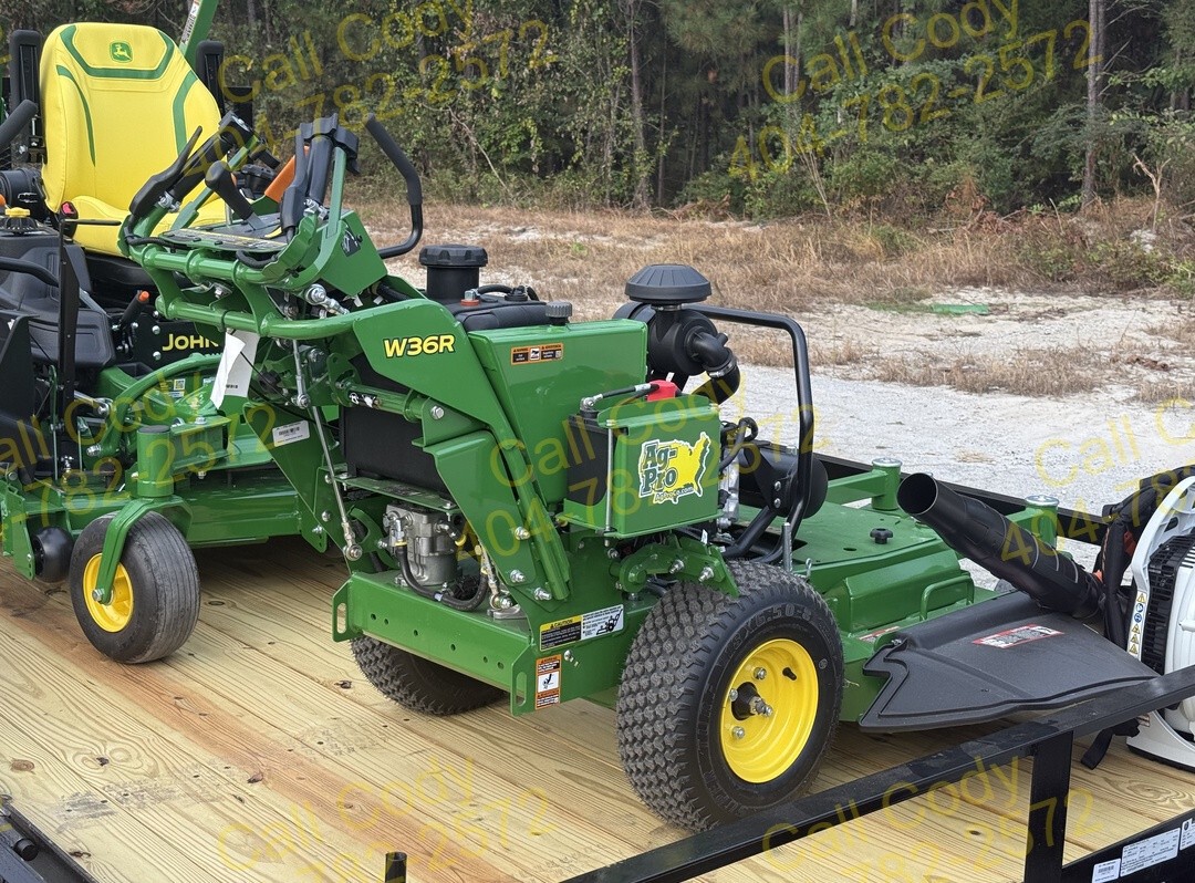 2025 John Deere Z955M & W36R LANDSCAPE PACKAGE Image 9