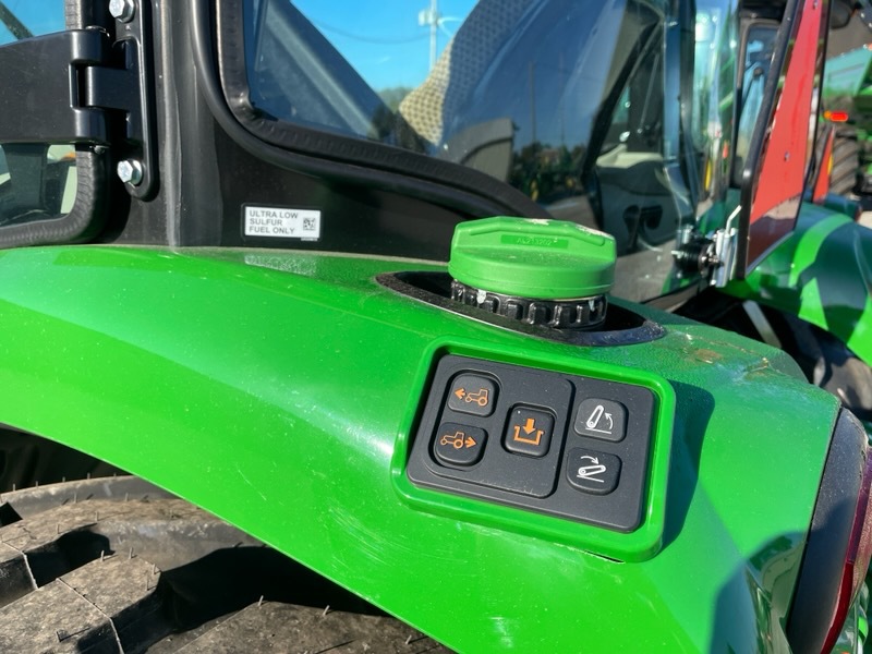2025 John Deere 4066R Image 5