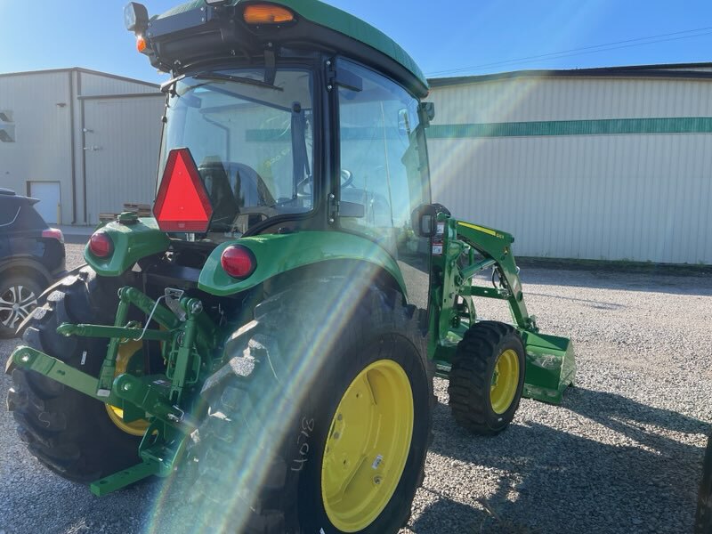 2025 John Deere 4066R Image 3