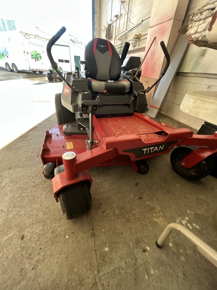 2022 Toro TITAN ZX6000 Image 3