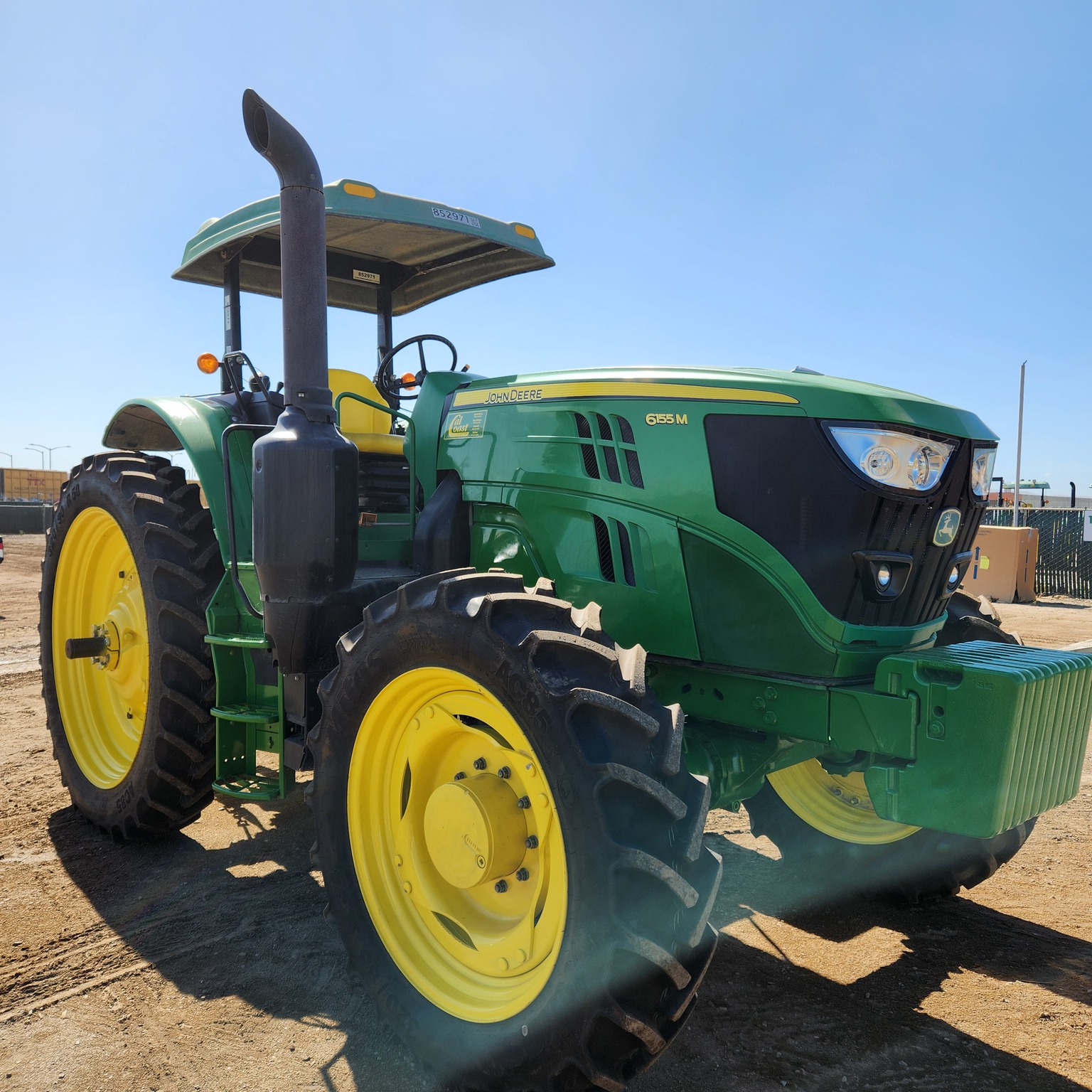 2016 John Deere 6155M Image 7