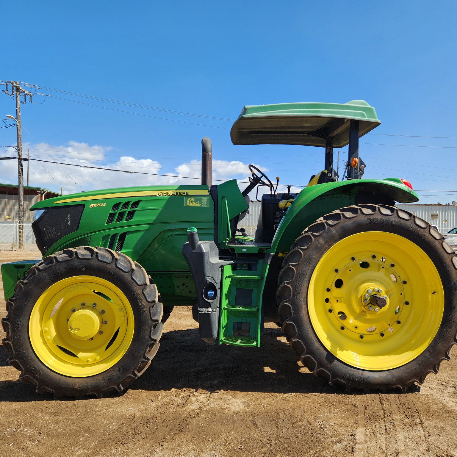 2016 John Deere 6155M Image 2