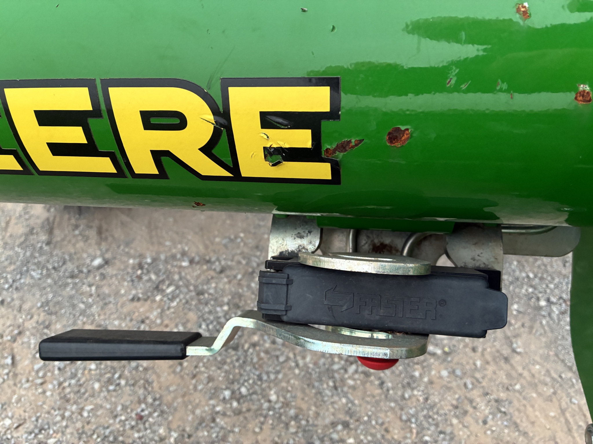 2024 John Deere 6105E Image 11