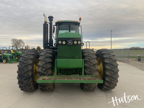Photo of 1985 John Deere 8450