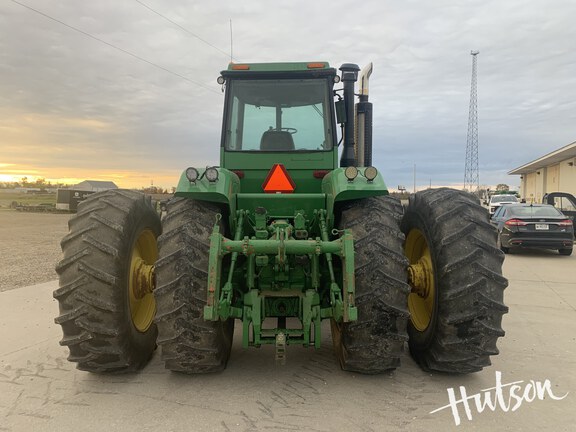 Photo of 1985 John Deere 8450