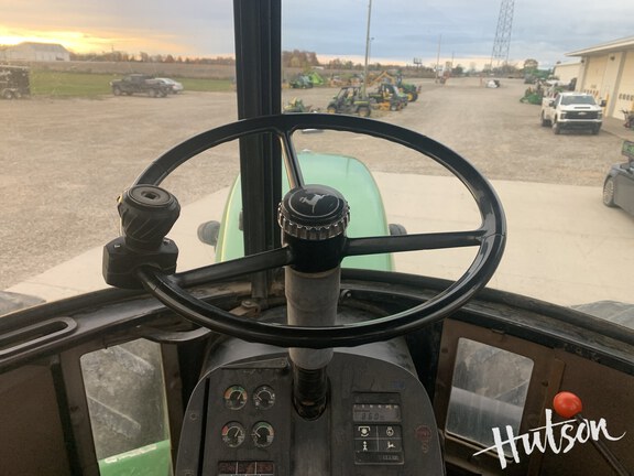 Photo of 1985 John Deere 8450