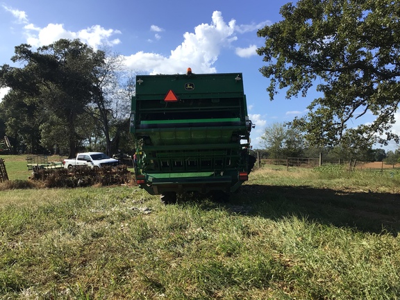 2017 John Deere CP690 Photo 10