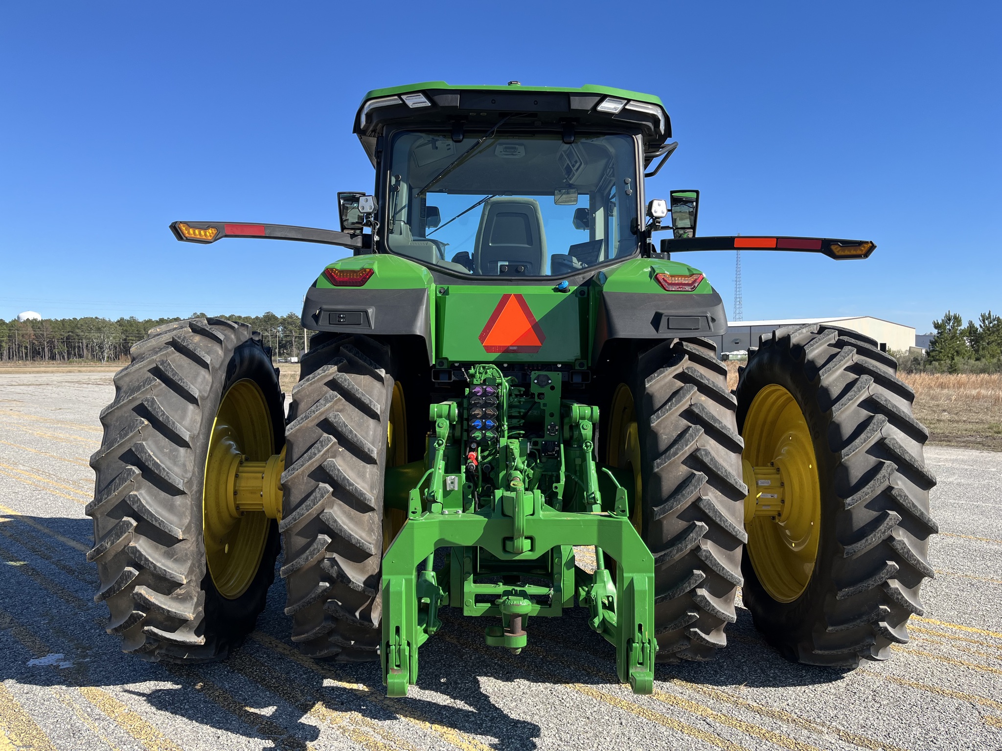 2024 John Deere 8R 310 Image 3