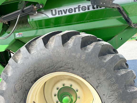 2010 Unverferth 8250