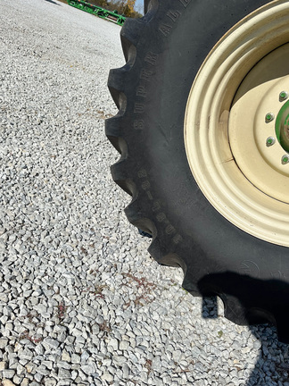 2010 Unverferth 8250