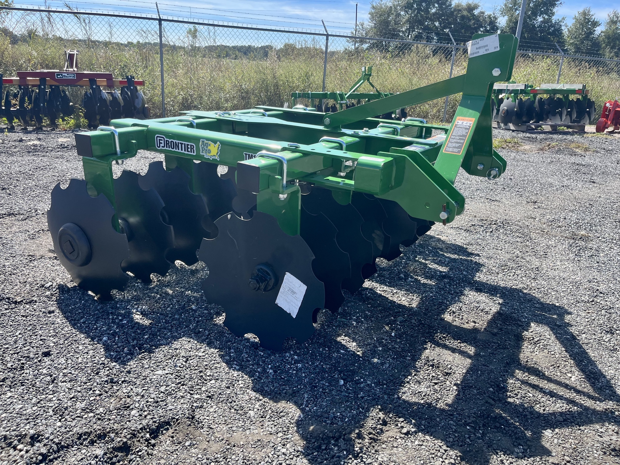 2025 Frontier TM1164 Image 2