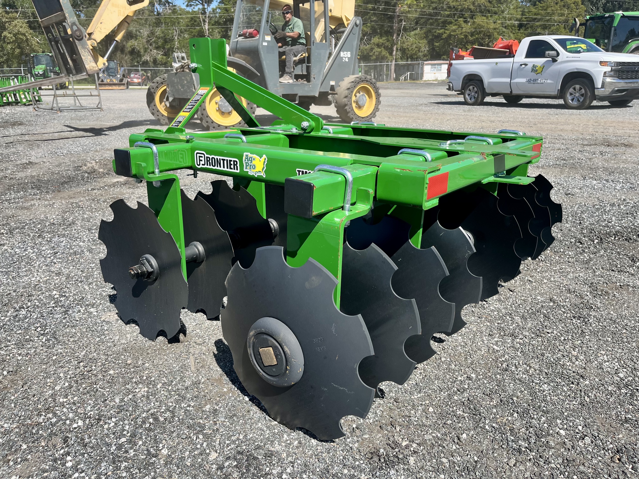 2025 Frontier TM1164 Image 3