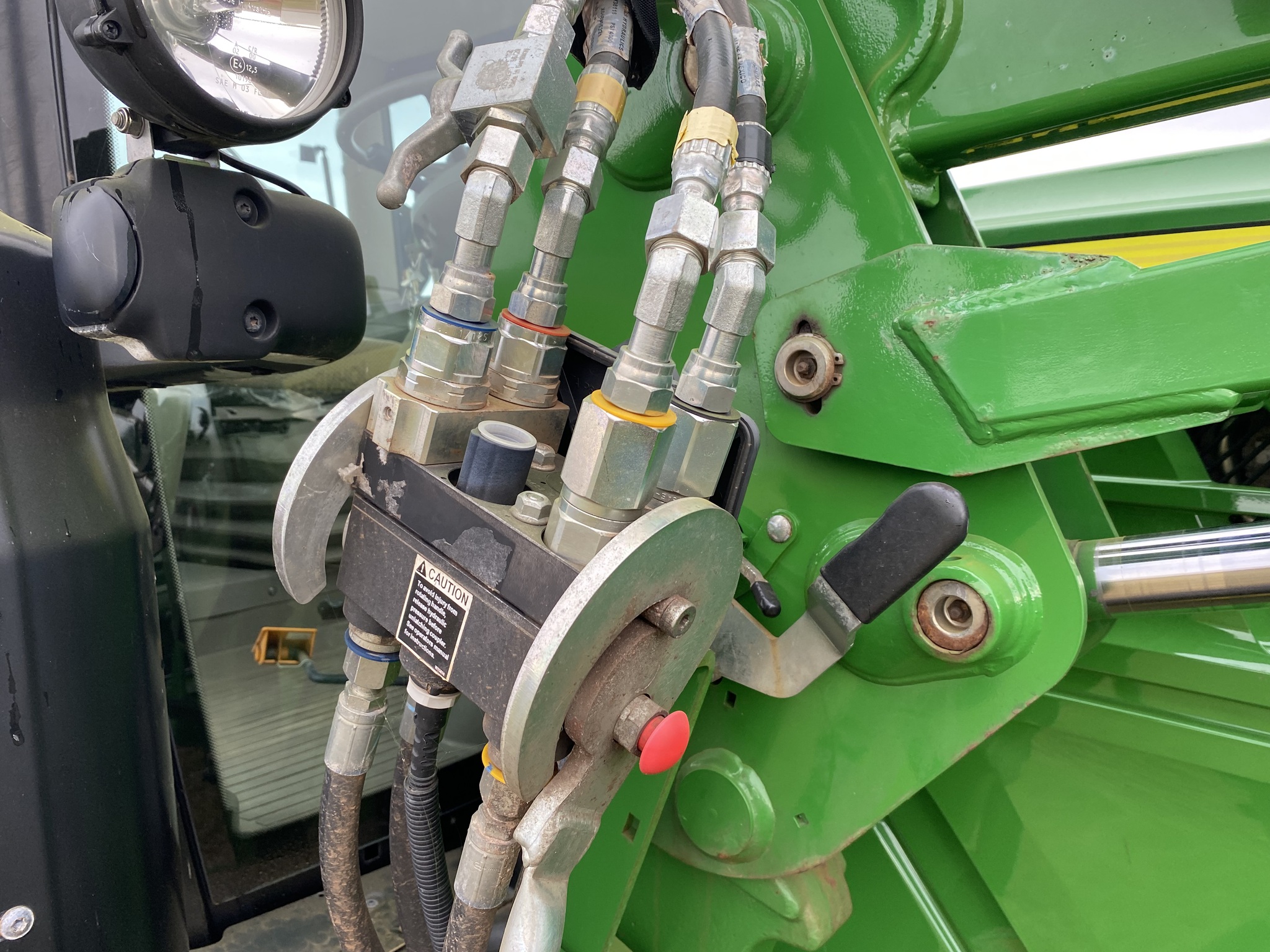 2021 John Deere 6130R Image 14