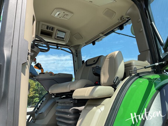 Photo of 2024 John Deere 8R 410