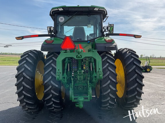 Photo of 2024 John Deere 8R 410