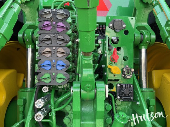 Photo of 2024 John Deere 8R 410