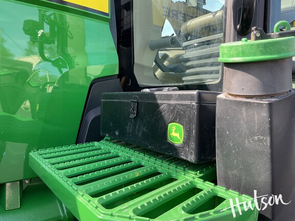 Photo of 2024 John Deere 8R 410