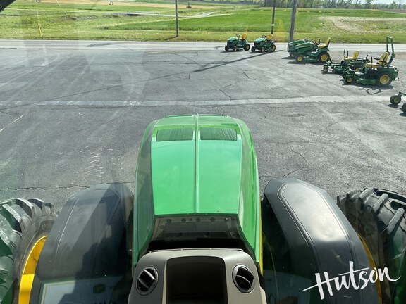 Photo of 2024 John Deere 8R 410
