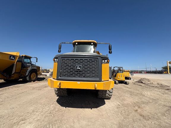 Photo of a 2022 John Deere 460E-II