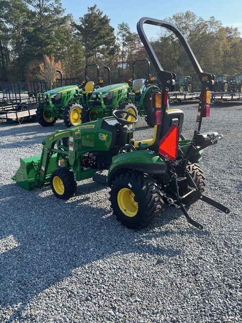 2024 John Deere 1023E Image 4