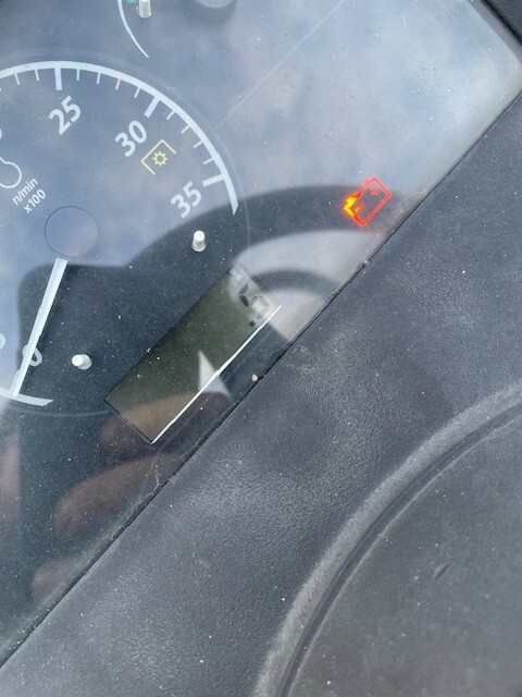 2024 John Deere 1023E Image 6