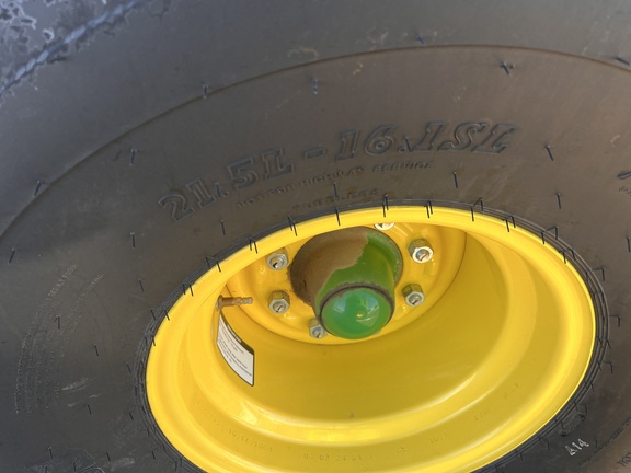 2024 John Deere 561R - Photo15