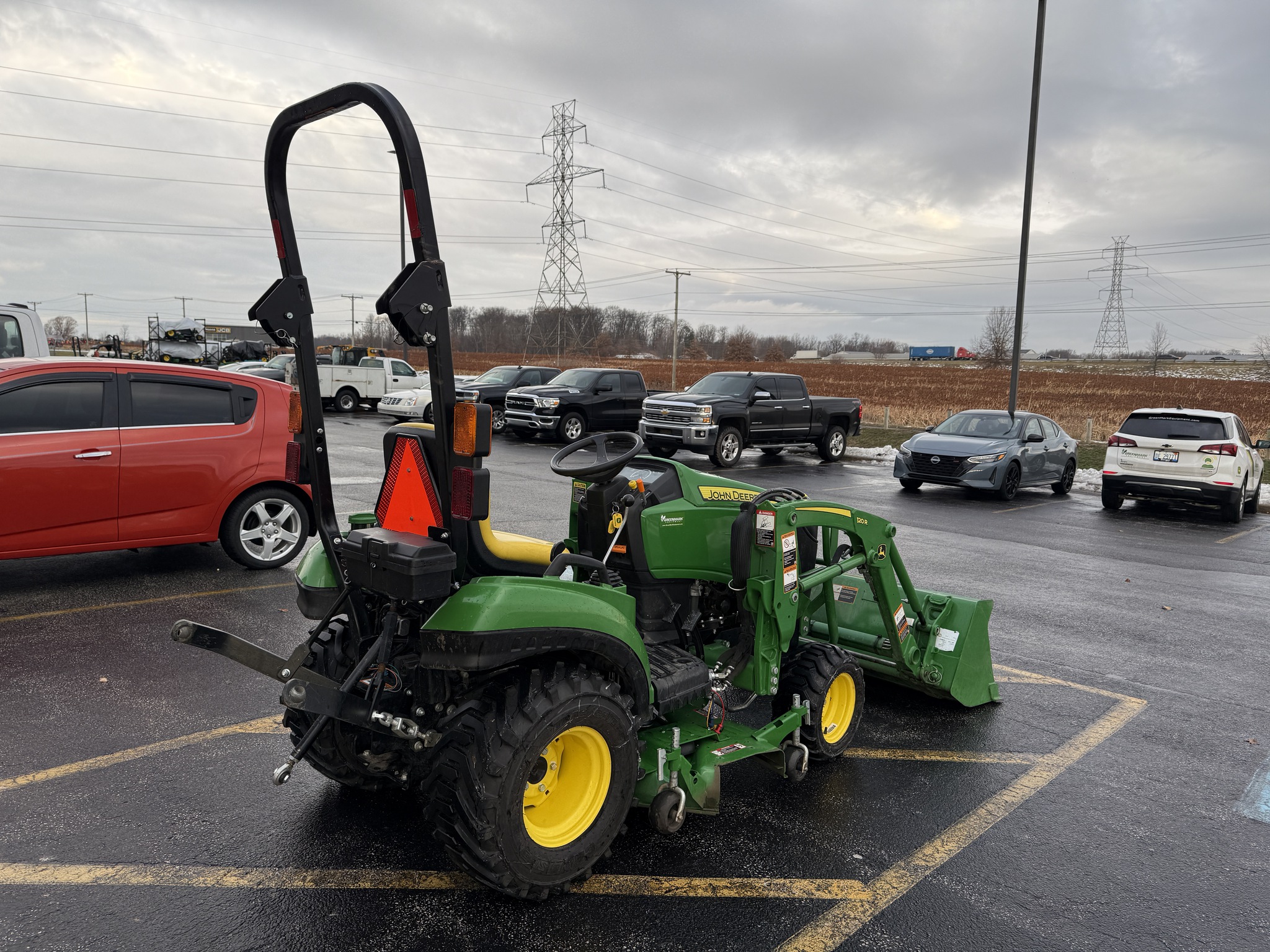 2017 John Deere 1023E Image 3
