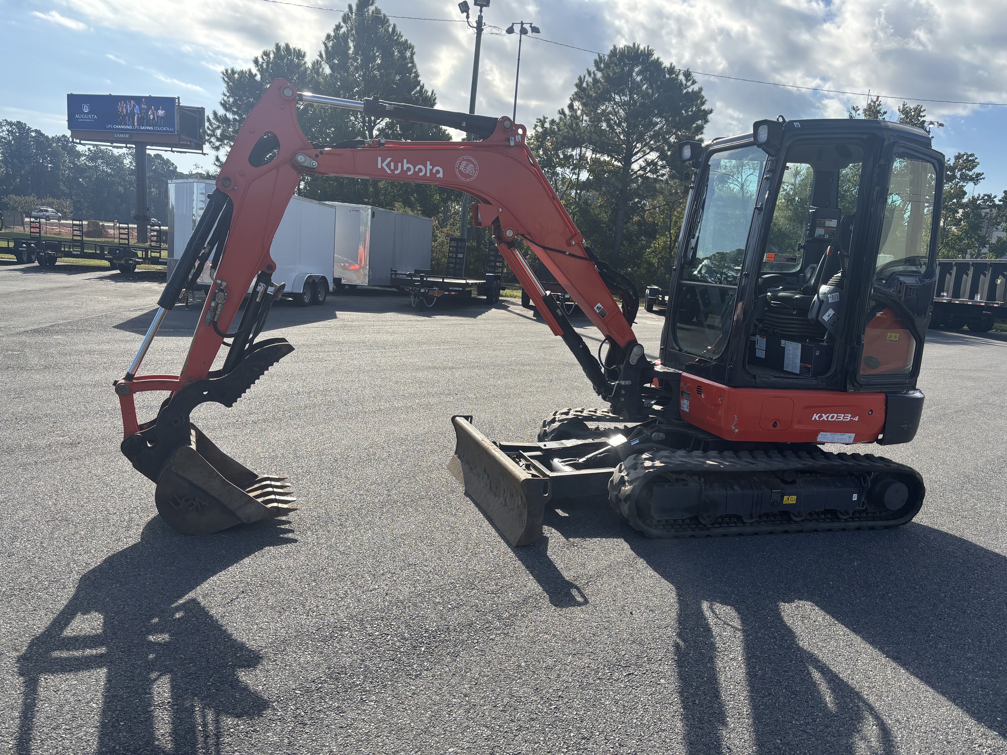 2023 Kubota kX033-4 Image 2