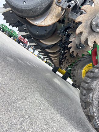 2022 John-Deere DB60